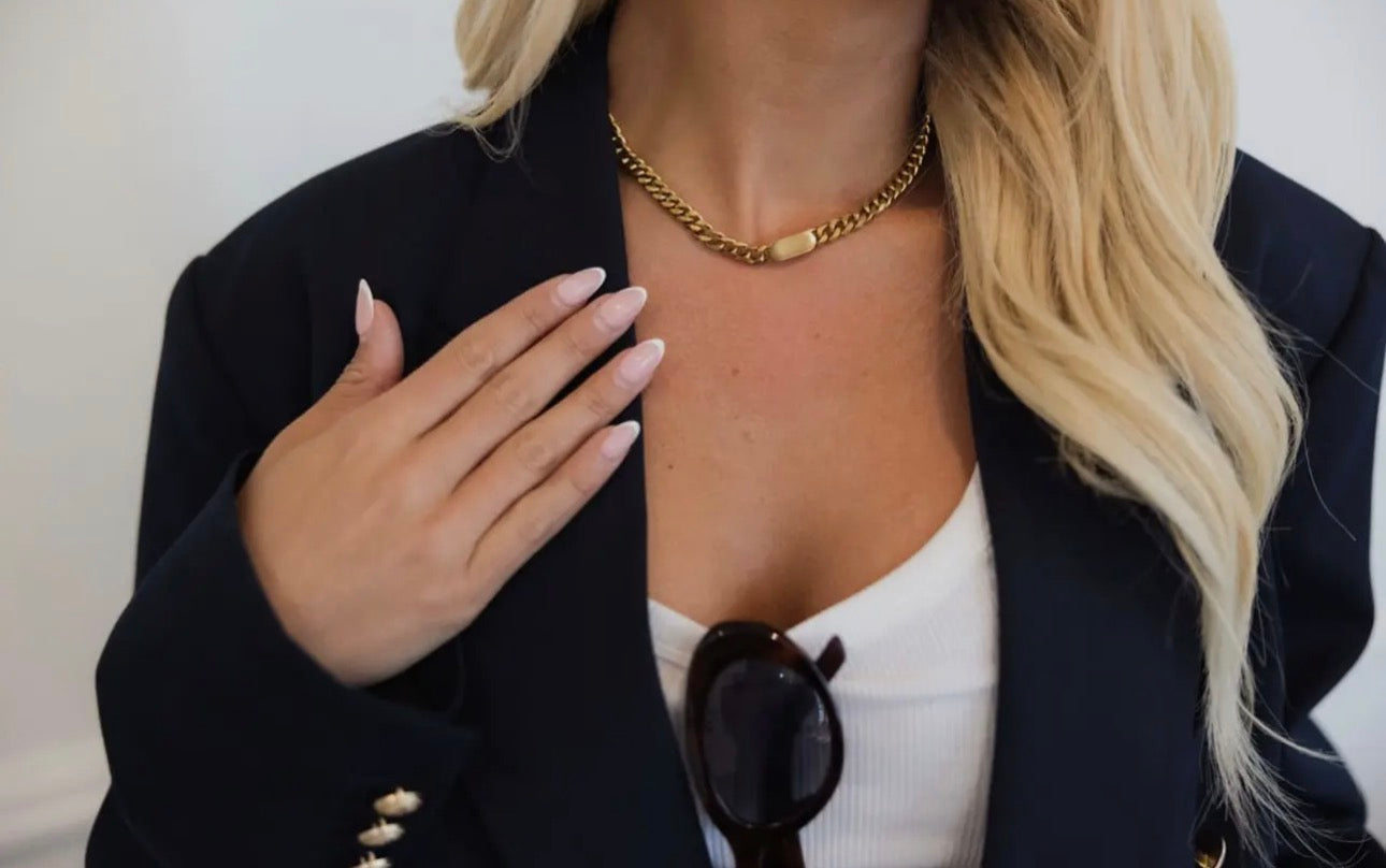 Gold Pendant Necklace