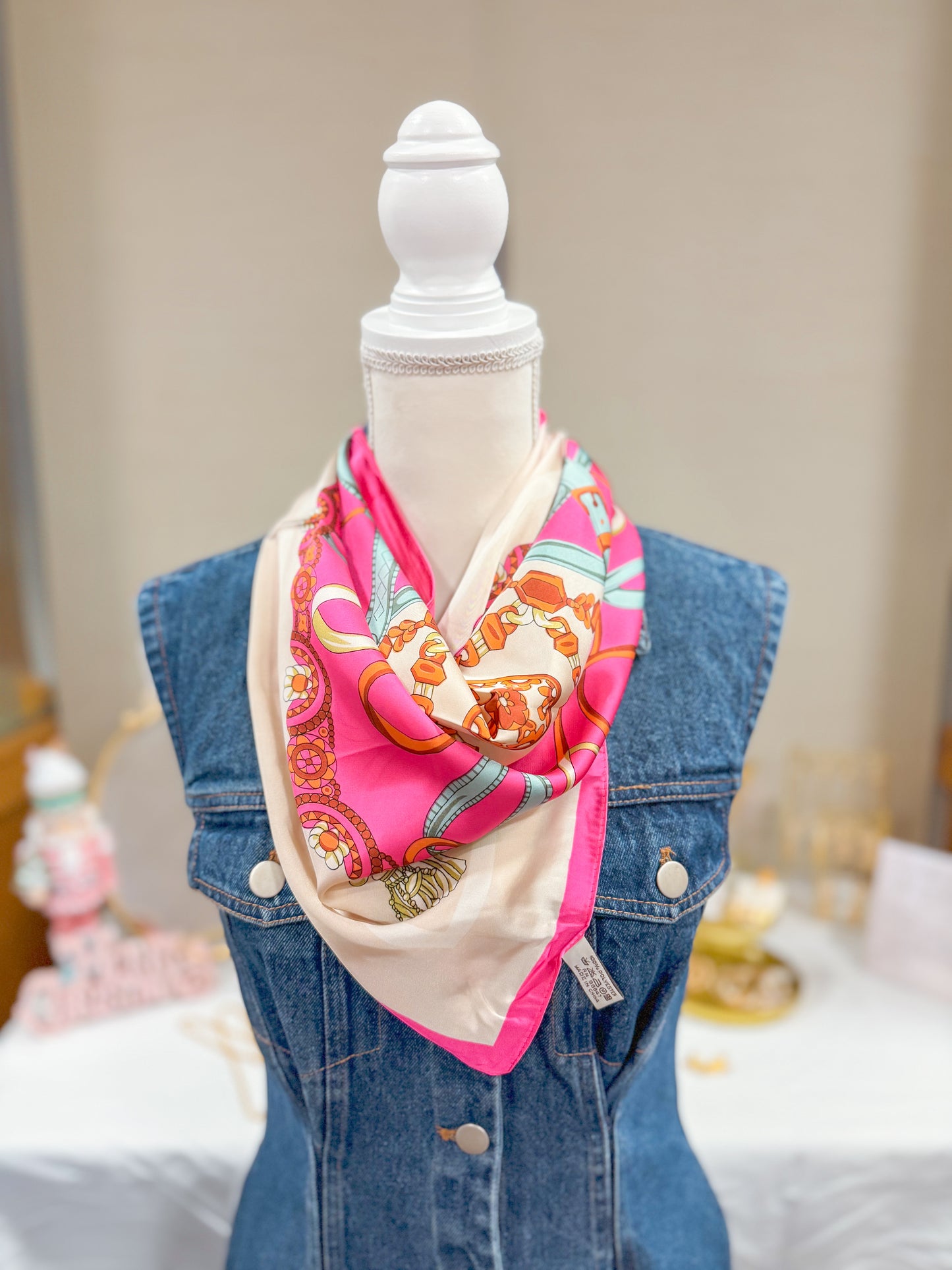 Lilly Scarf