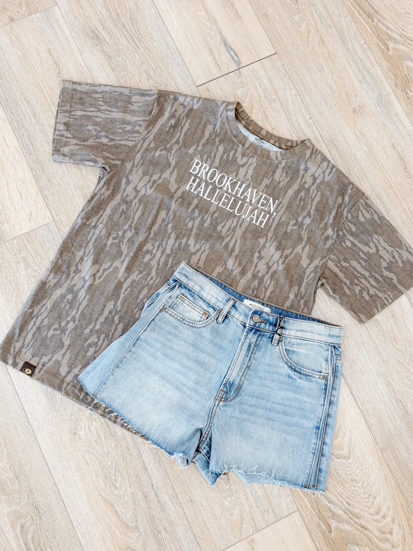 Brookhaven, Hallelujah Tee